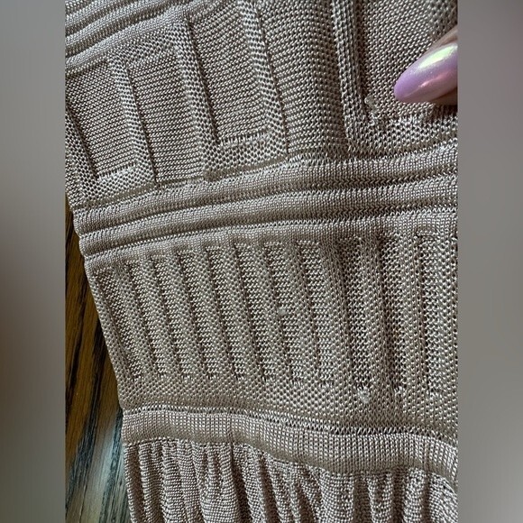 Harve Leger Rose Blush Bandage midi Dress with 3/4 sleeves Size XS - Picture 5 of 7